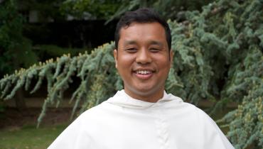 Priesterwijding van broeder Innocent Han Zaw Htun